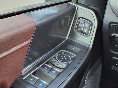 Used 2021 Ford F150 Lariat w/ Equipment Group 502A High image 39