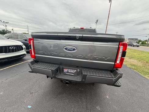 Used 2023 Ford F250 Lariat w/ Lariat Ultimate Package AWD/4WD image 4