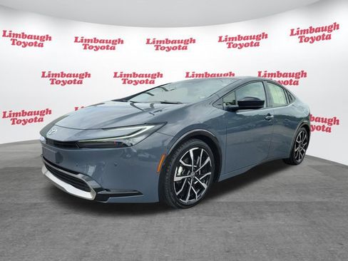 Used 2024 Toyota Prius Prime Premium w/ Advanced Technology Package FWD image 23