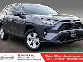 Used 2021 Toyota RAV4 XLE video 1