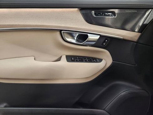 New 2026 Volvo XC90 T8 Ultra w/ Protection Package Premier AWD/4WD image 24