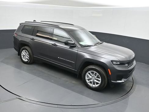 New 2026 Jeep Grand Cherokee L Laredo w/ MOPAR Finishing Package AWD/4WD image 31