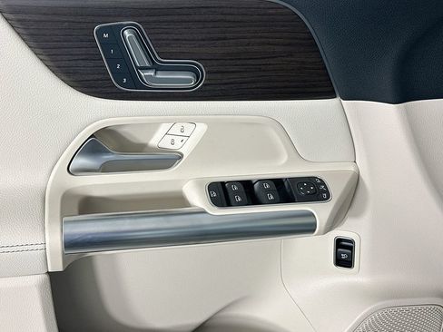 Certified 2026 Mercedes-Benz GLA 250 image 18