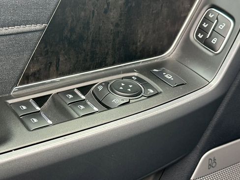 Certified 2023 Ford F250 Lariat w/ Lariat Ultimate Package image 13