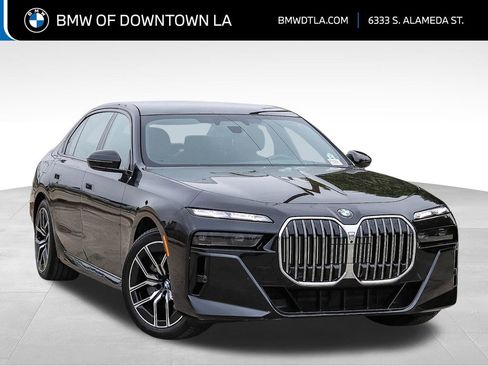 Used 2023 BMW 740i w/ Executive Package RWD image 1