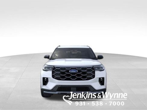 New 2026 Ford Explorer Platinum image 6