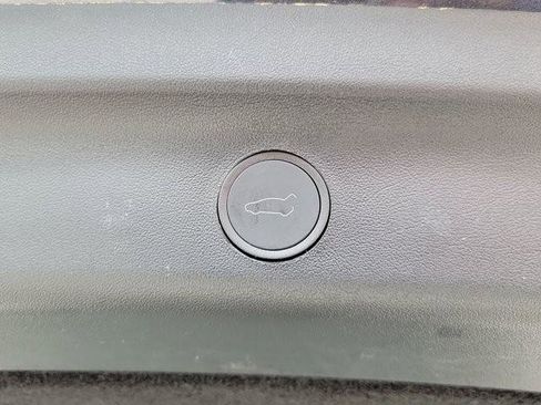 Used 2024 Tesla Model Y Performance AWD/4WD image 12