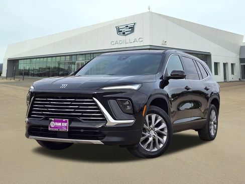 Used 2025 Buick Enclave Preferred image 1