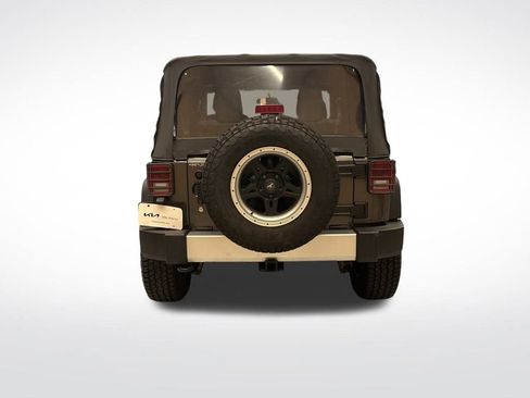 Used 2017 Jeep Wrangler Sport w/ Connectivity Group image 5