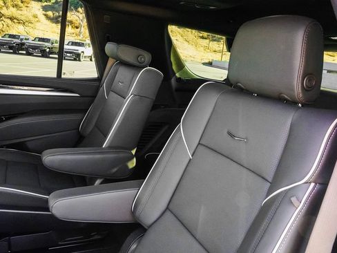 New 2026 Cadillac Escalade Sport w/ Touring Package AWD/4WD image 13