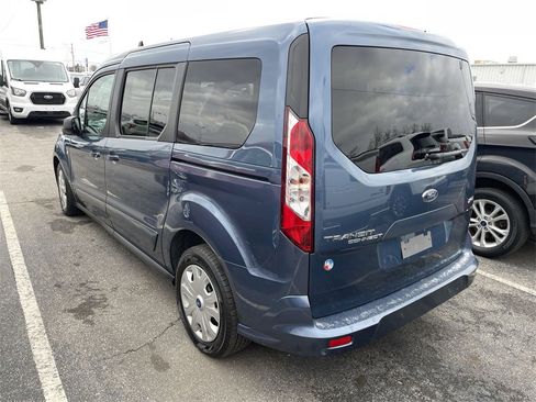 Used 2023 Ford Transit Connect XLT image 5
