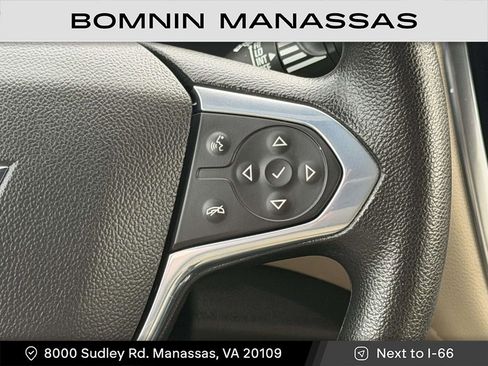 Used 2022 Chevrolet Traverse LS image 20