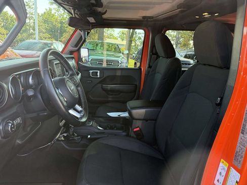 Used 2020 Jeep Gladiator Sport w/ Quick Order Package 24S AWD/4WD image 23