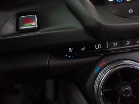 Used 2019 Chevrolet Camaro ZL1 RWD image 24