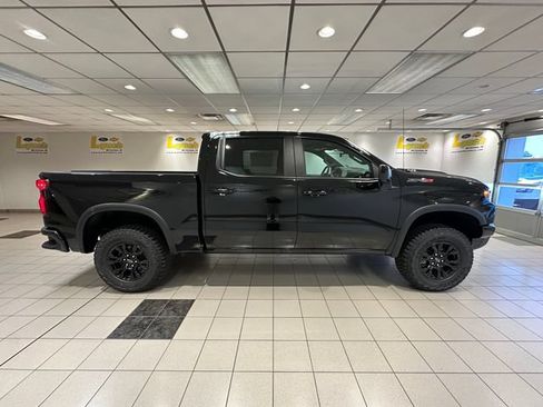 New 2026 Chevrolet Silverado 1500 ZR2 AWD/4WD image 3