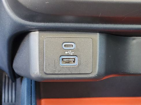 Used 2023 Ford Maverick XLT image 22