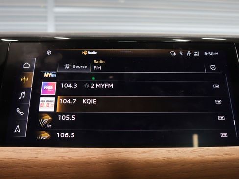 Used 2022 Audi RS e-tron GT image 21