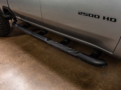 Used 2025 Chevrolet Silverado 2500 LT w/ Trail Boss Package image 13