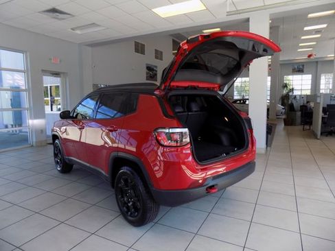 Certified 2024 Jeep Compass Trailhawk w/ Trailhawk Convenience Group AWD/4WD image 6