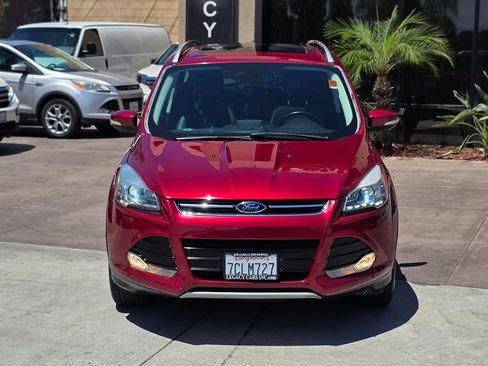 Used 2014 Ford Escape Titanium w/ Equipment Group 401A FWD image 4