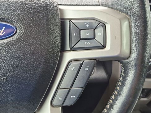 Used 2018 Ford F250 Lariat w/ Lariat Ultimate Package AWD/4WD image 13