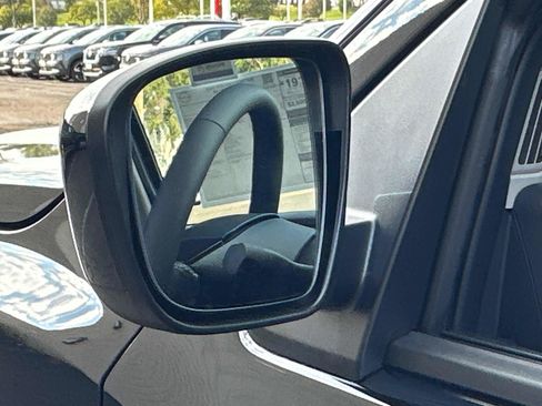 New 2026 Nissan Frontier SV w/ All-Weather Content Package image 10