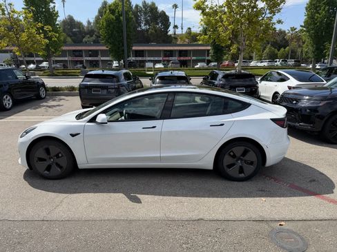 Used 2023 Tesla Model 3 Standard Range RWD image 8