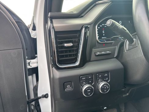 Used 2024 GMC Sierra 2500 Denali w/ Denali Reserve Package image 25