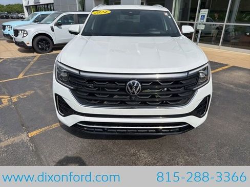 Used 2024 Volkswagen Atlas Cross Sport SEL Premium R-Line AWD/4WD image 2