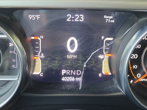 Used 2023 Jeep Gladiator Overland AWD/4WD image 27