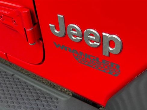 Used 2018 Jeep Wrangler Unlimited Sport S AWD/4WD image 20