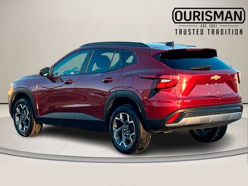 Used 2024 Chevrolet Trax LT image 4