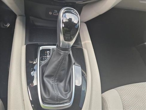 Used 2020 Nissan Rogue Sport SV w/ All-Weather Package FWD image 11