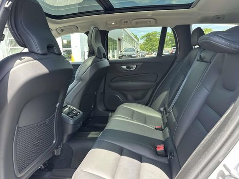 Certified 2024 Volvo V60 B5 Cross Country Ultimate AWD/4WD image 9