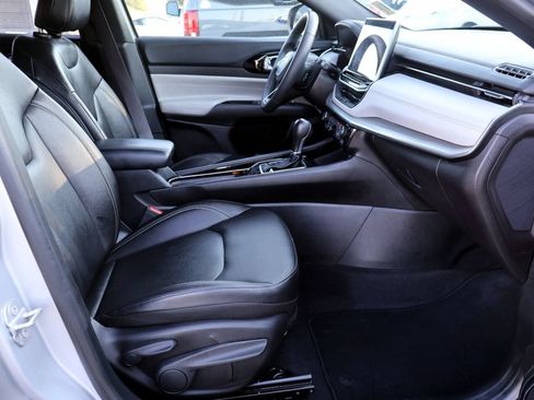 Used 2025 Jeep Compass Limited AWD/4WD image 22