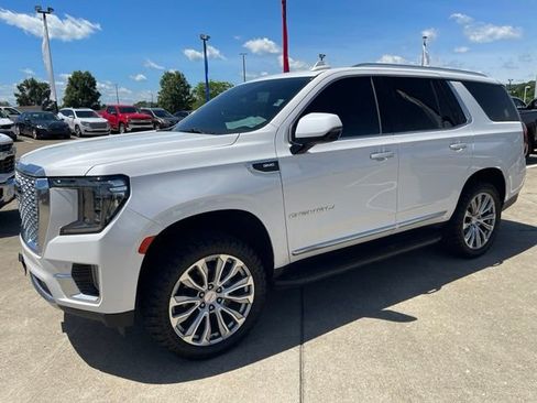 Used 2023 GMC Yukon Denali AWD/4WD image 2