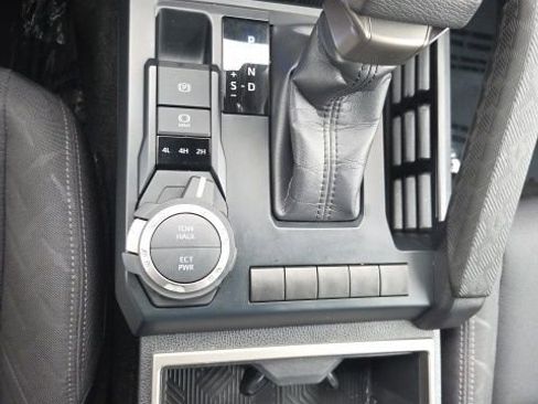 Used 2024 Toyota Tacoma SR5 image 49