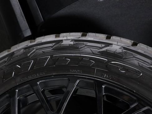 Used 2025 GMC Yukon XL AT4 Ultimate image 54