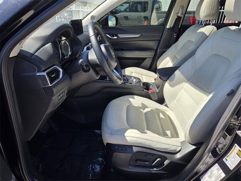 Certified 2023 MAZDA CX-5 AWD 2.5 S w/ Preferred Package image 3