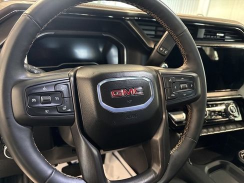 Used 2025 GMC Sierra 3500 AT4 w/ AT4 Premium Plus Package image 14