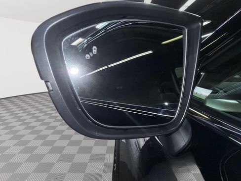 Used 2022 Nissan Pathfinder Platinum w/ Cargo Package AWD/4WD image 38