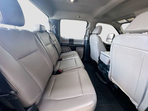 Used 2022 Ford F250 XL w/ Power Equipment Group image 27