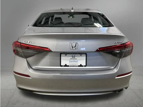 Certified 2024 Honda Civic Sport image 5