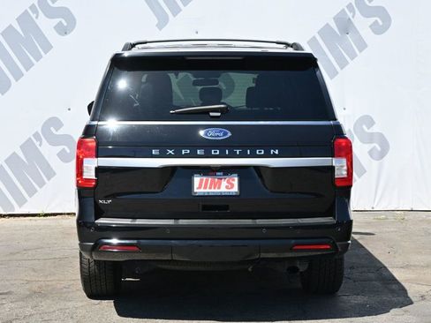 Used 2022 Ford Expedition XLT image 5