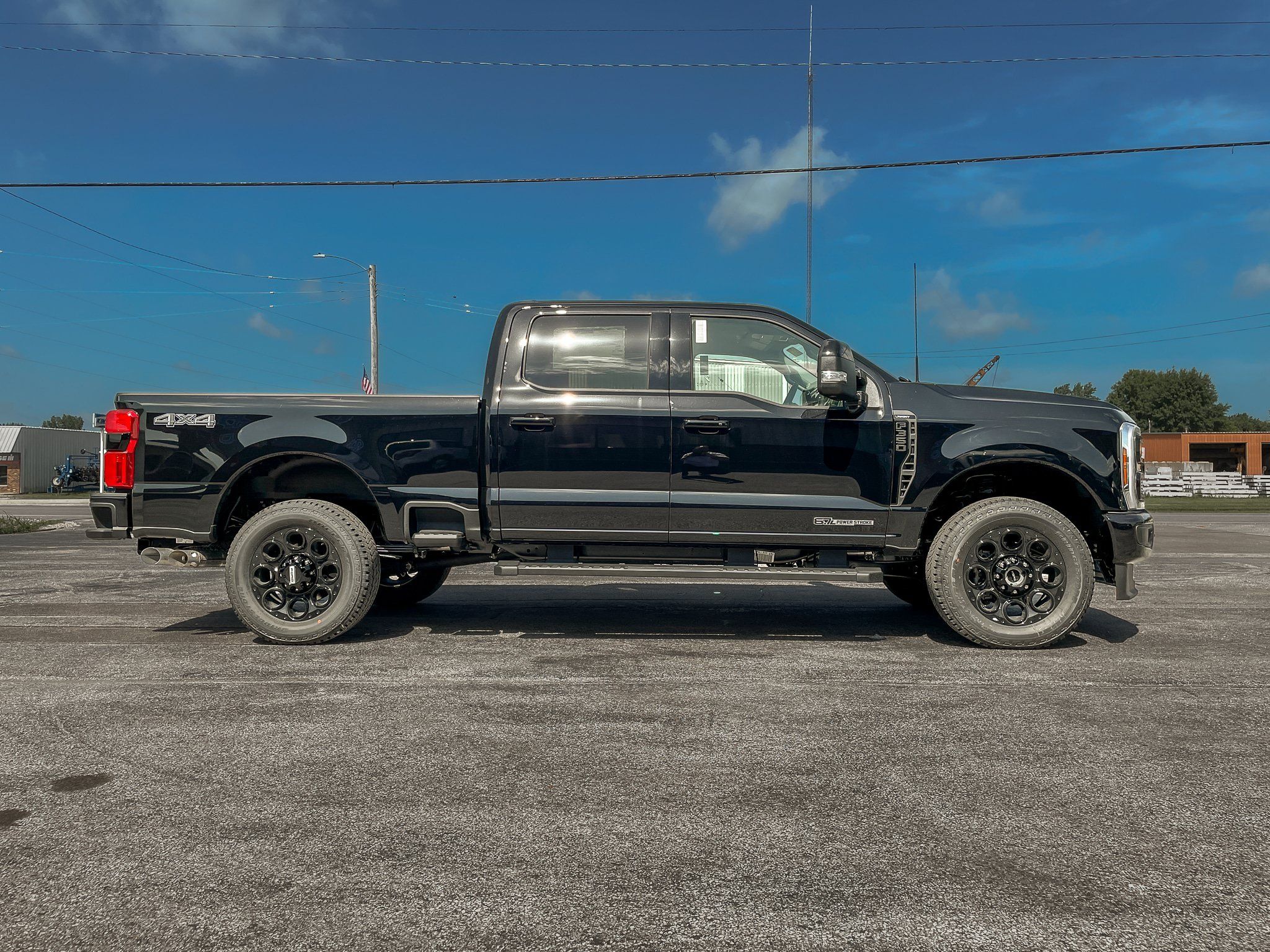 New 2026 Ford F350 Lariat w/ Black Appearance Package AWD/4WD image 8