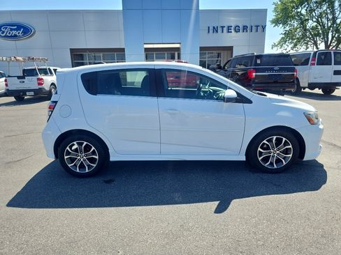 Used 2017 Chevrolet Sonic LT FWD image 5
