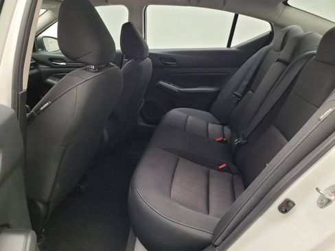 Used 2025 Nissan Altima 2.5 SV FWD image 18