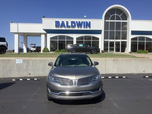 Used 2016 Lincoln MKX Reserve image 2