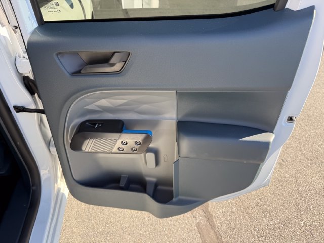 Used 2025 Ford Maverick Lobo AWD/4WD image 17