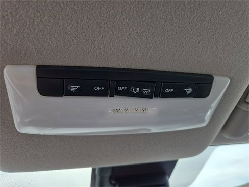 New 2025 Nissan Versa SV w/ Trunk Package image 26